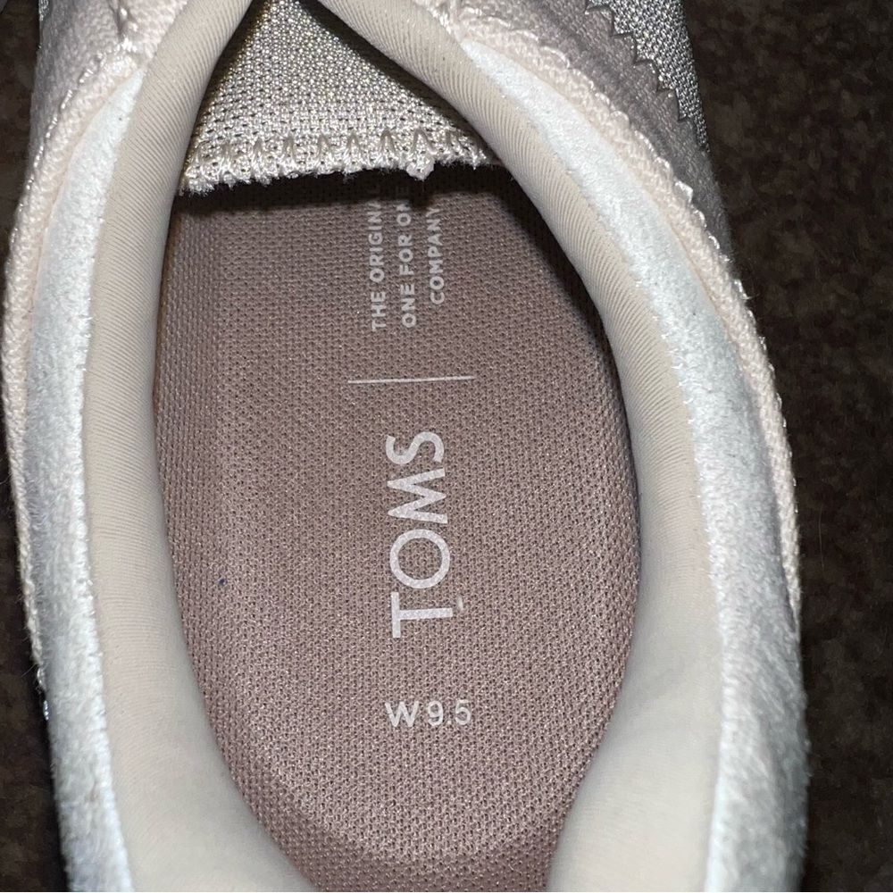 Toms shoe - Picture 3 of 6